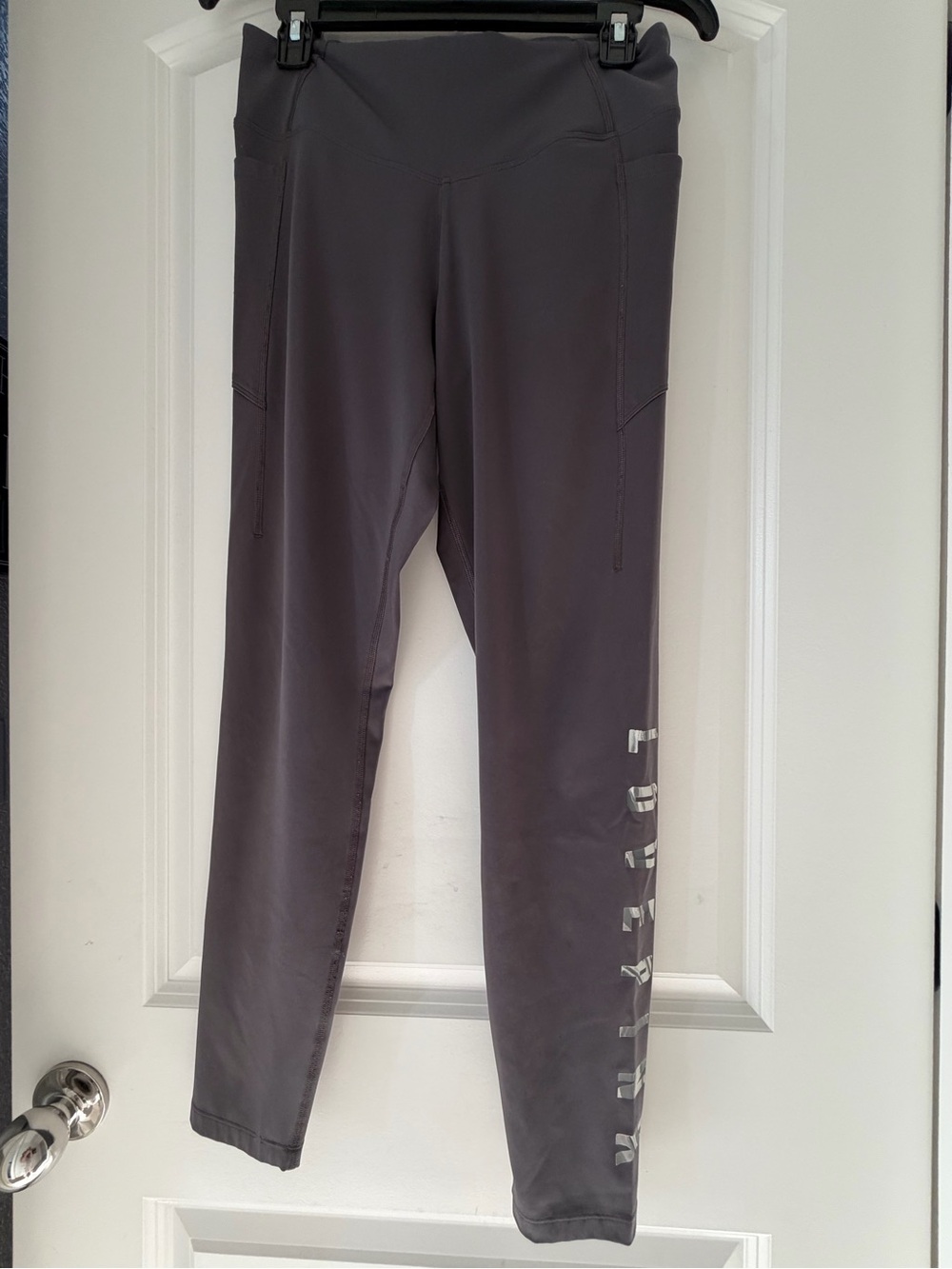 Victoria’s Secret Gray High-Waist Leggings with Side Pockets